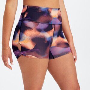 NWOT Fabletics Oasis PureLuxe High-Waisted Twist 3'' Shorts